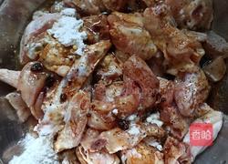 砂锅花胶鲍鱼鸡煲的做法图解2