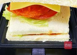 熏鸡肉奶酪三明治的做法图解9