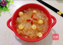 银耳莲子羹的做法图解9