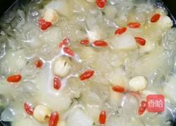 银耳莲子羹的做法图解8