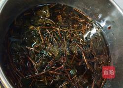 手工熬制仙草的做法图解3