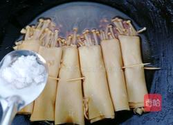 豆皮金针菇卷的做法图解8