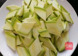 西葫芦炒虾仁的做法图解3