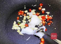 猪油炒红薯苗的做法图解2