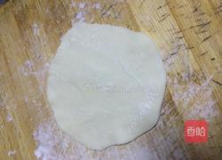 饺子皮的做法图解5