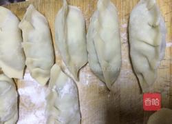 饺子皮的做法图解8