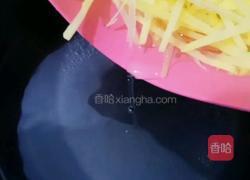 土豆丝炝芹菜的做法图解5
