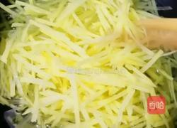 土豆丝炝芹菜的做法图解6