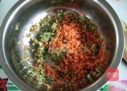 黄瓜胡萝卜鸡蛋饼的做法图解1