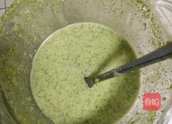 鸡蛋菠菜饼的做法图解1