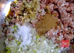 肉包子的做法图解3
