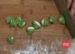 翡翠白菜饺子的做法图解15