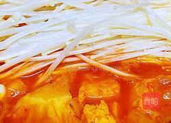 韩式辣白菜肥牛汤锅的做法图解7