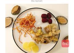 一人食|鲍鱼虫草花炖鸡汤的做法图解1