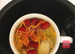 一人食|鲍鱼虫草花炖鸡汤的做法图解7
