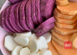 酒酿桂花三色芋圆的做法图解2