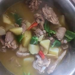 土豆炖鸡肉的做法[图]