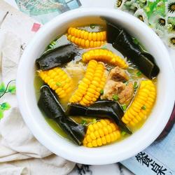 海带玉米筒骨汤的做法[图]