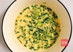 Illustration of how to make egg pancakes 4