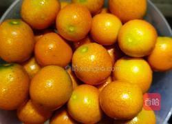 冰糖金桔的做法图解1