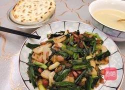 蒜苗灌肠炒年糕的做法图解8