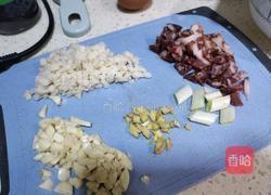 一碗炸酱面的做法图解1