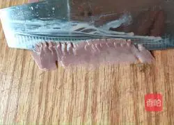 Illustration of how to make kidney flowers 3