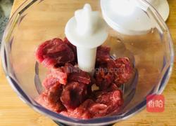 宝宝辅食，香煎肉饼的做法图解2