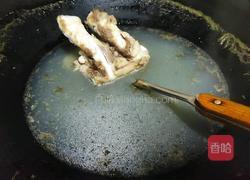 牛骨汤的做法图解2
