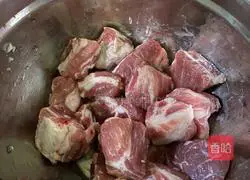 Recipe for Braised Pork Ribs in Thick Oil Red Sauce 1