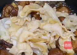 鳕鱼胶焖香菇的做法图解5
