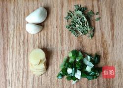 野鲫鱼老豆腐汤的做法图解3