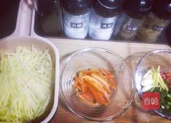 酸辣土豆丝的做法图解3