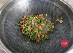 菜椒火腿蛋炒饭的做法图解5