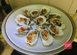 蒜蓉粉丝蒸生蚝的做法图解6