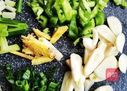 糖醋带鱼的做法图解3