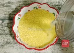 小米银耳苹果粥的做法图解2