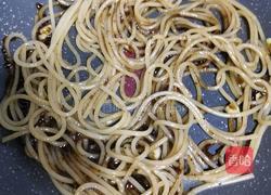 黑椒牛排意面的做法图解6