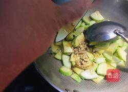 糖醋茭瓜的做法图解4