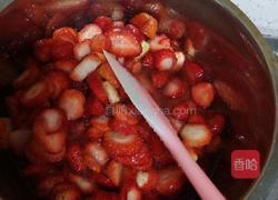 草莓酱的做法图解3