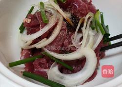 牛肉粉丝煲的做法图解1