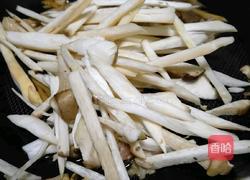 杏鲍菇炒腊肉的做法图解2