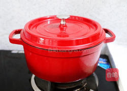 胡萝卜玉米炖鸡汤的做法图解8