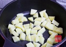 土豆火腿焖面的做法图解3