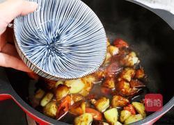 土豆火腿焖面的做法图解11