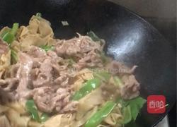 豆腐皮炒瘦肉的做法图解11