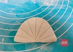 奶香荷叶饼的做法图解10