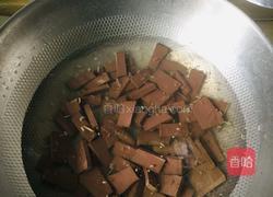 鸭血粉丝海菜汤的做法图解4