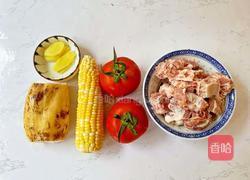 番茄莲藕排骨汤的做法图解1