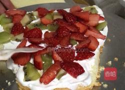 爱心草莓生日蛋糕的做法图解6